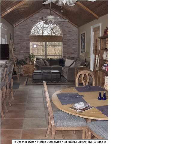 14952 Terrell Road Baton Rouge, LA 70816 - Photo 5 of 21 Gallery Image 5
