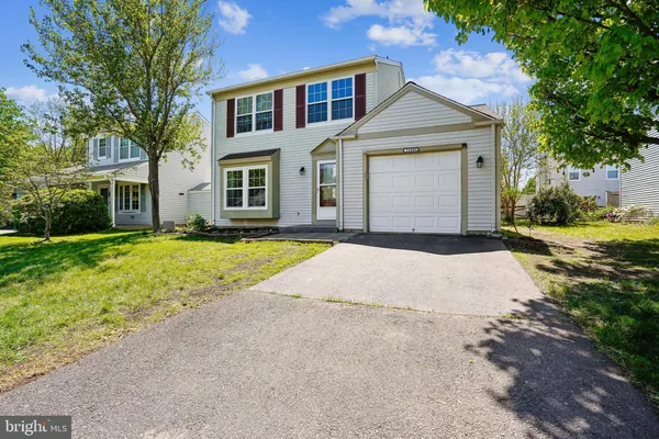$3,100 | 13505 Coates Lane, Herndon, VA 20171