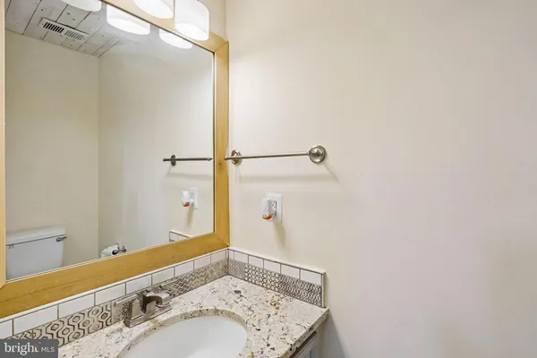 $3,100 | 13505 Coates Lane, Herndon, VA 20171
