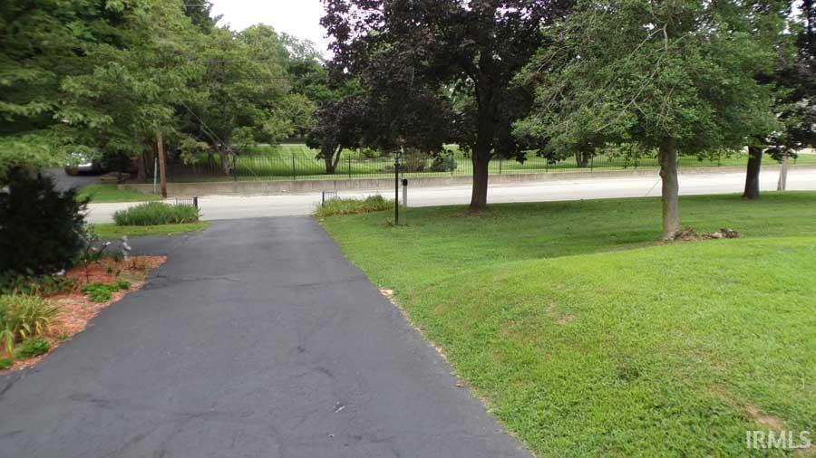 1703 McDowell Road Vincennes, IN 47591 - Photo 2 of 38