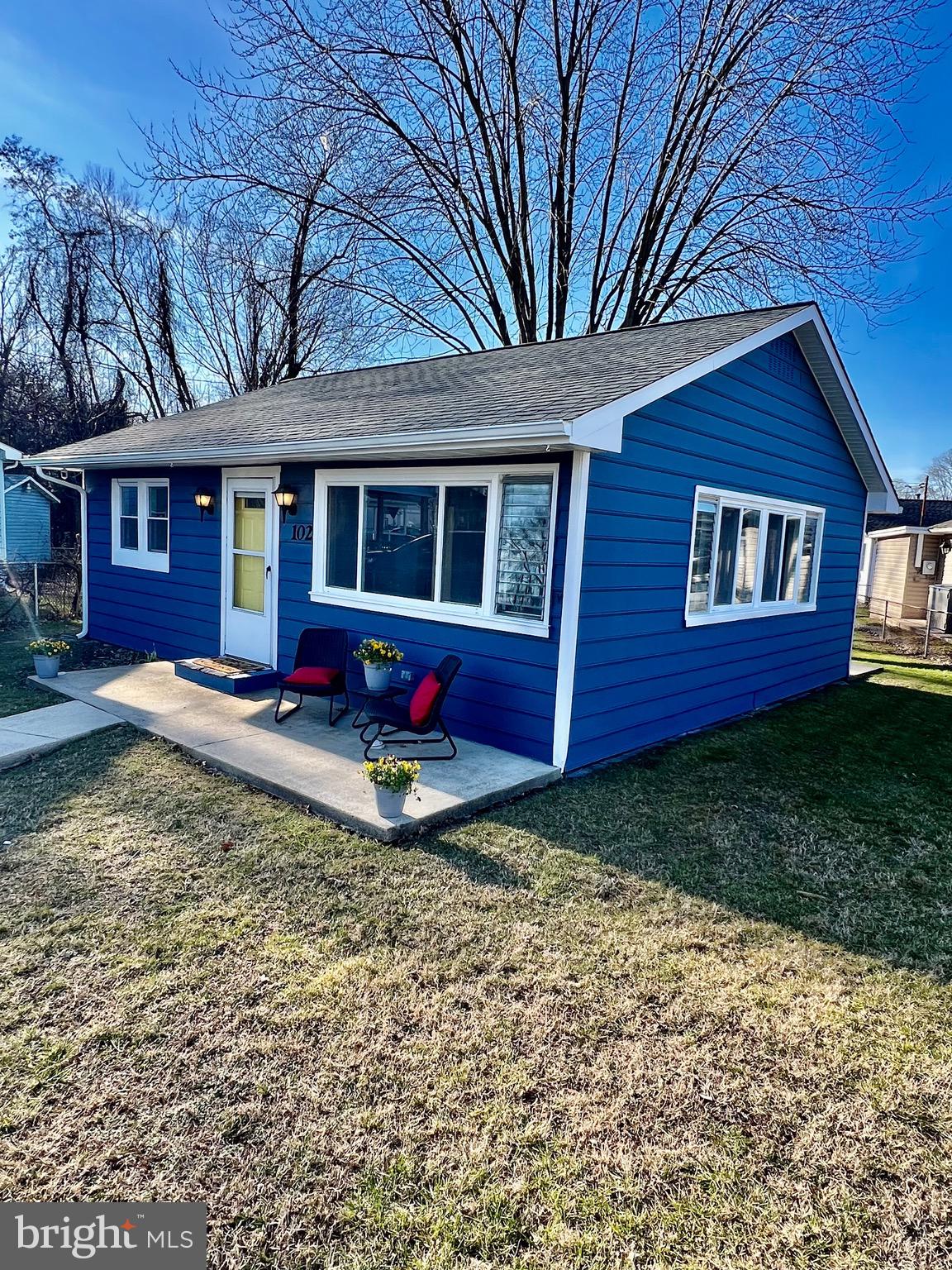 102 Propeller Drive Middle River, MD 21220 - Photo 2 of 20