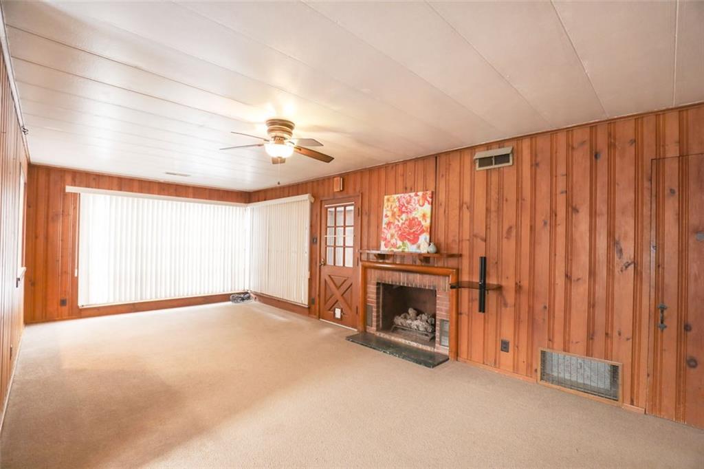 207 Old Hickory Road New Castle, PA 16102 - Photo 2 of 11