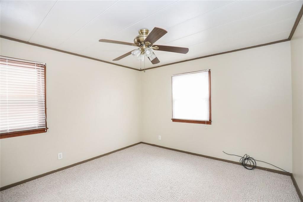 207 Old Hickory Road New Castle, PA 16102 - Photo 7 of 11