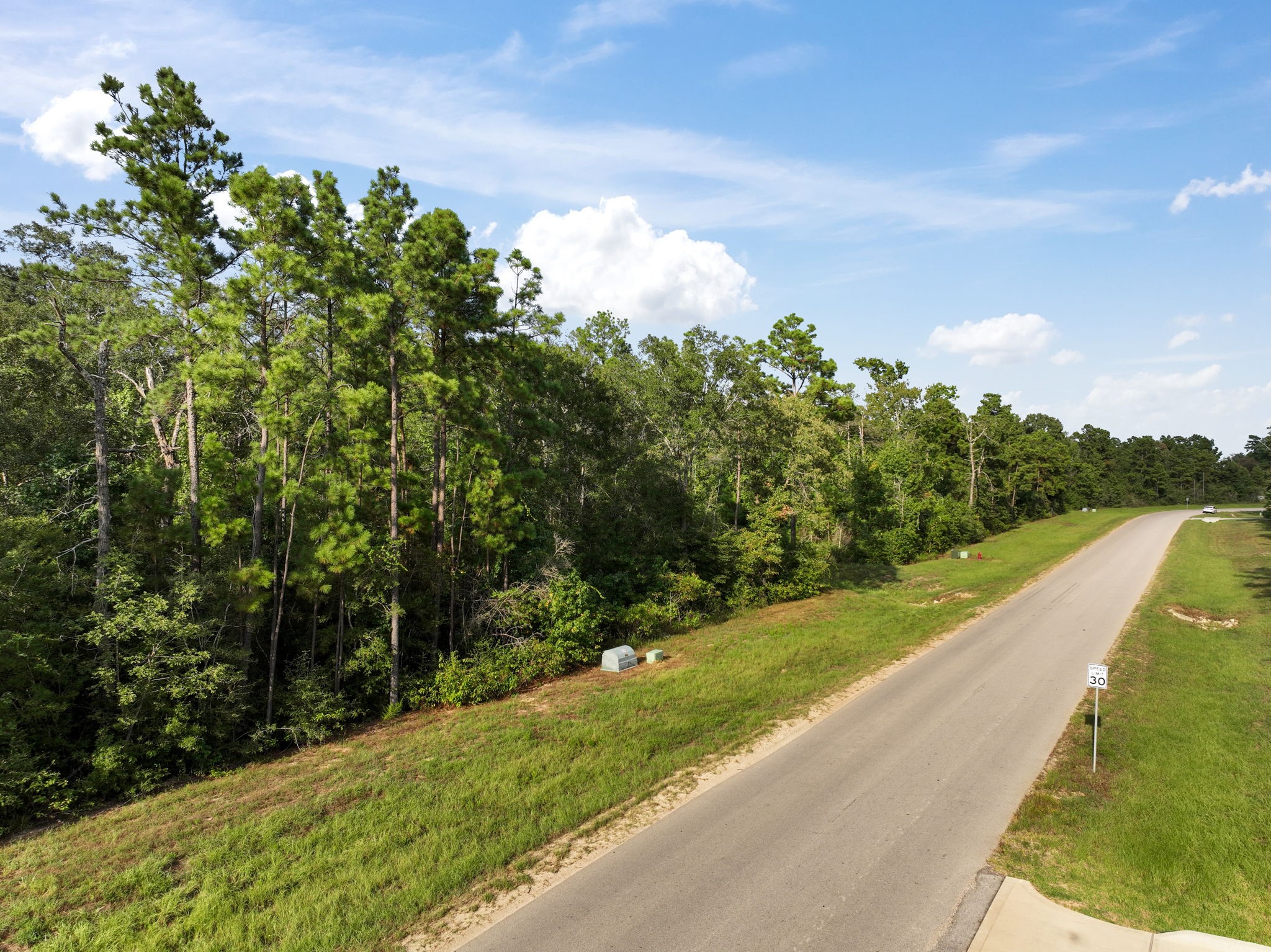15824 Republic Ranch Road North Willis, TX 77378 - Photo 4 of 13 Gallery Image 4