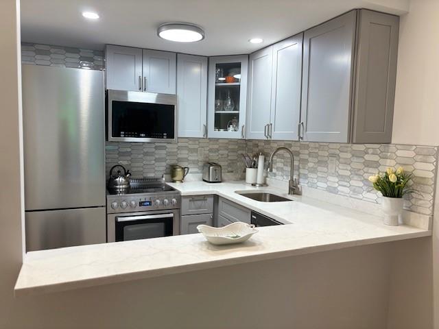 9977 Shore Road, Unit 11C Brooklyn, NY 11209 - Photo 3 of 7