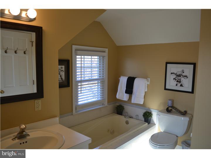 36 Upland Road Havertown, PA 19083 - Photo 15 of 22 Master Bathroom