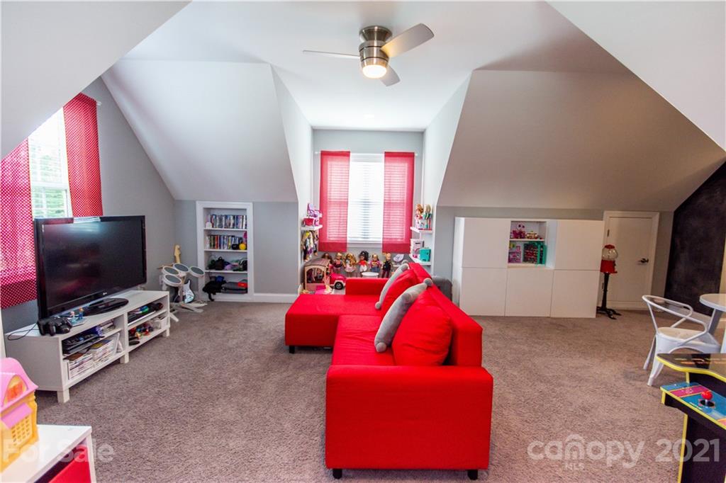 562 Wiggins Road Mooresville, NC 28115 - Photo 19 of 25 Gallery Image 19