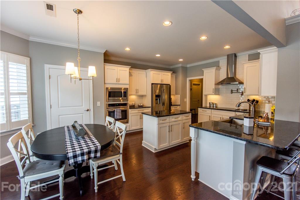 562 Wiggins Road Mooresville, NC 28115 - Photo 4 of 25 Gallery Image 4