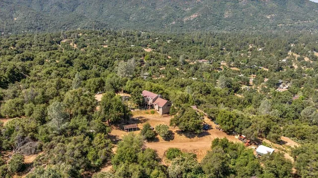 $649,000 | 46281 Eastwood Drive South, Oakhurst, CA 93644