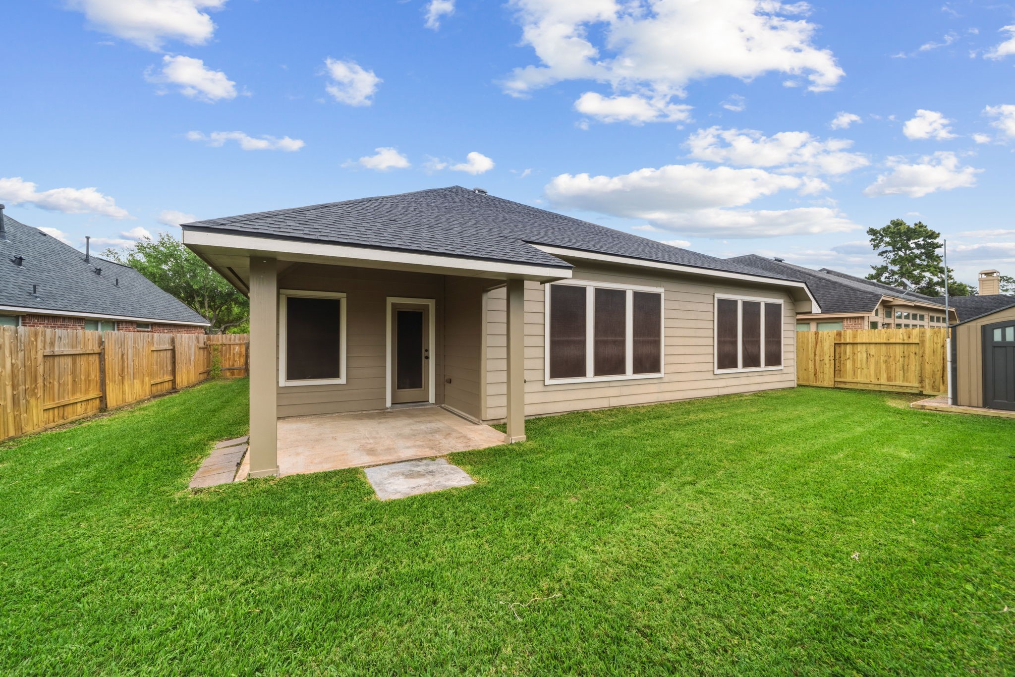 15919 Walnut Shores Drive Houston, TX 77044 - Photo 34 of 36
