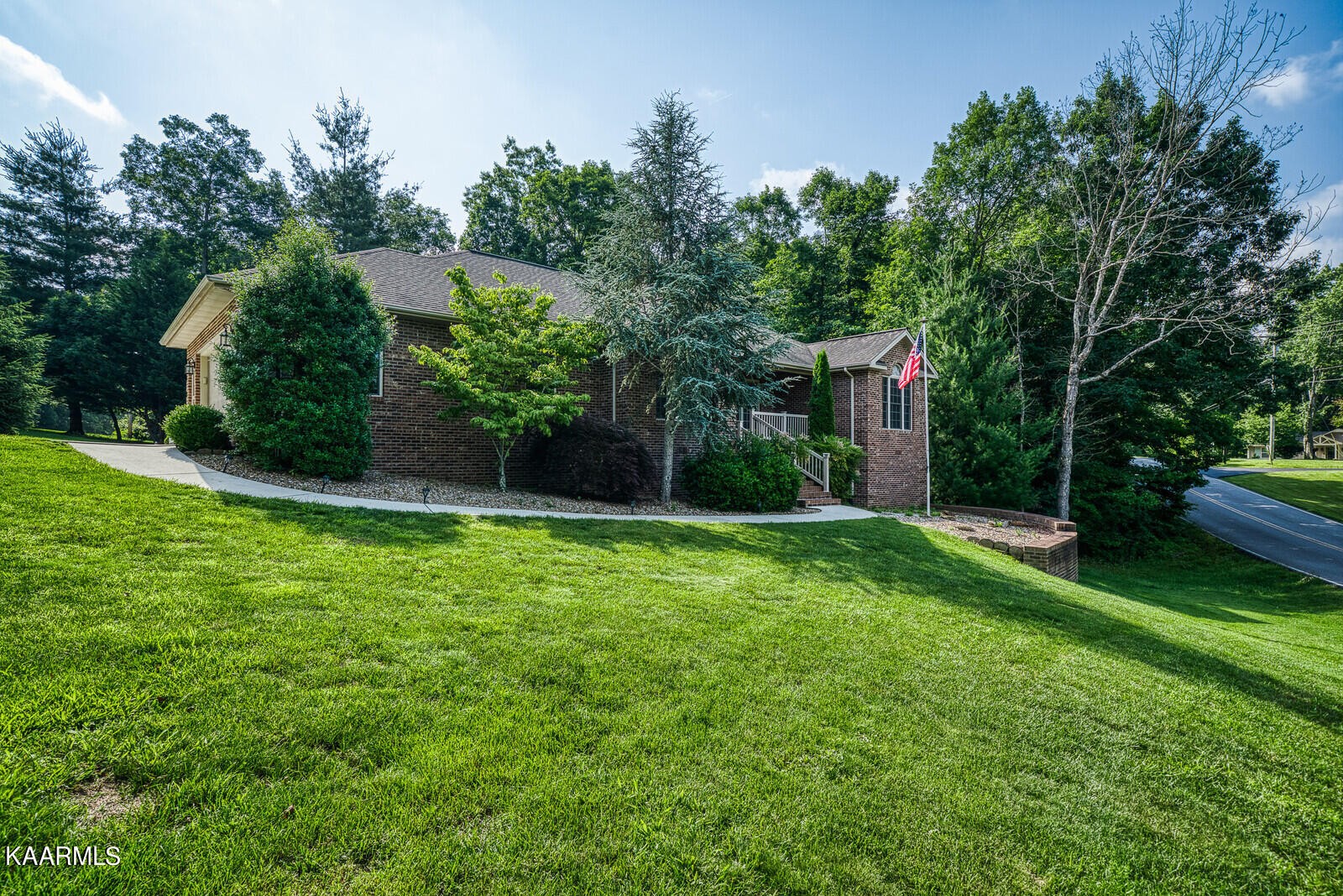 102 Norcross Road Crossville, TN 38558 - Photo 2 of 31 Gallery Image 2