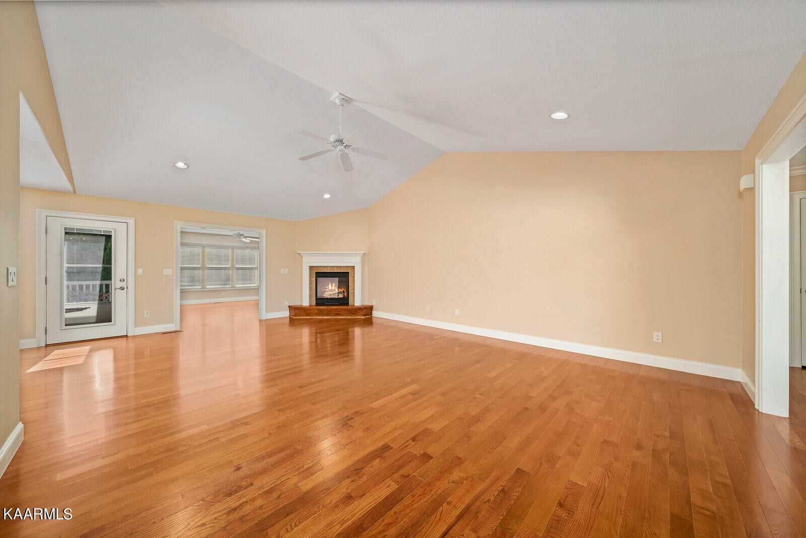 102 Norcross Road Crossville, TN 38558 - Photo 4 of 31 Gallery Image 4