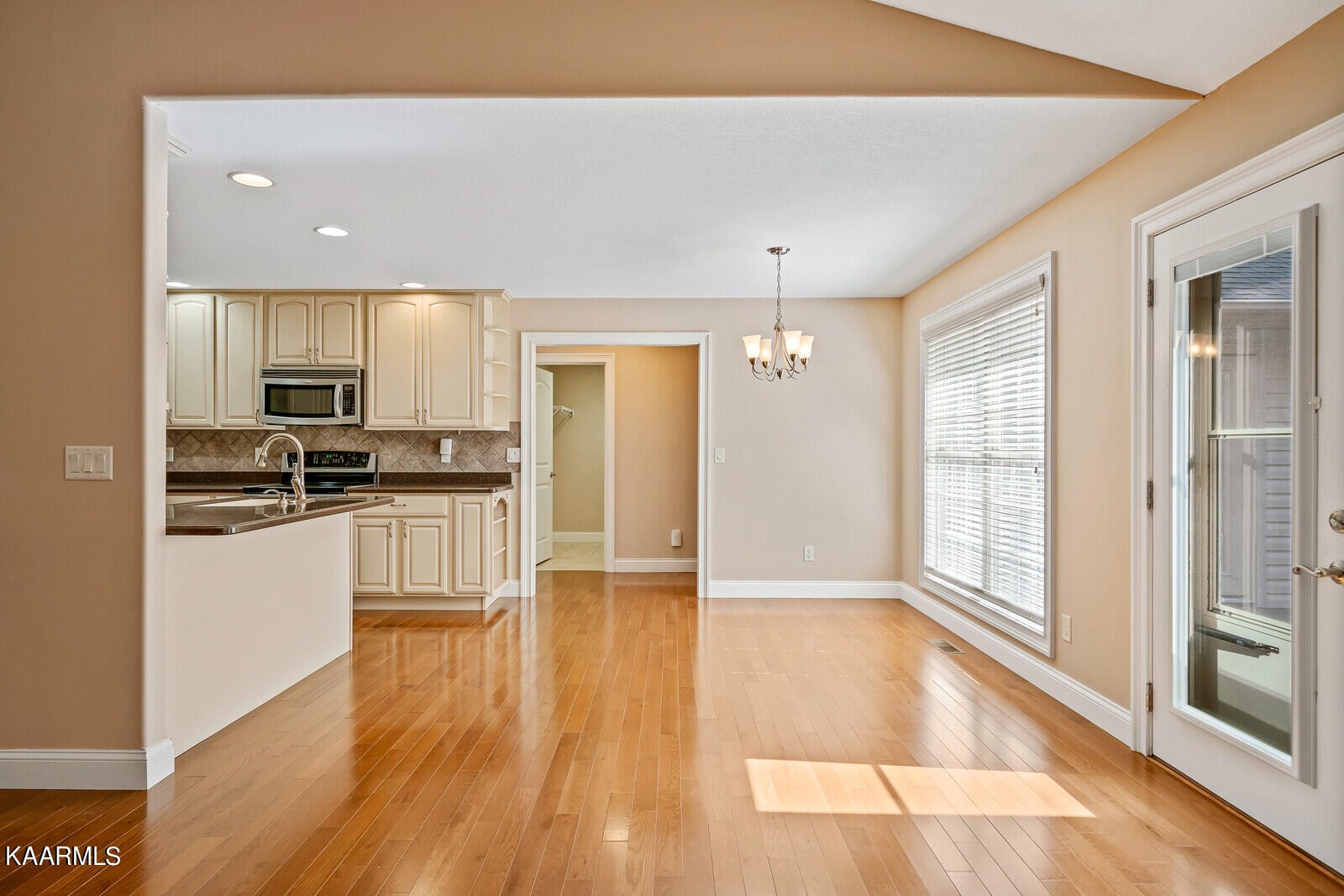102 Norcross Road Crossville, TN 38558 - Photo 7 of 31 Gallery Image 7