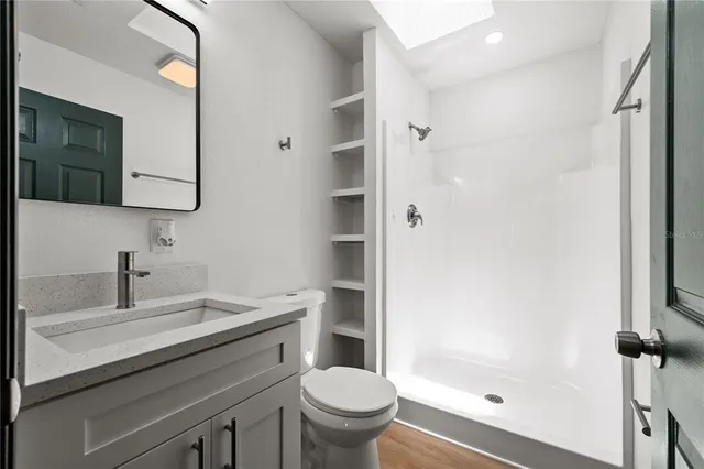 $650,000 | 1002 Friendship Lane, Lutz, FL 33548