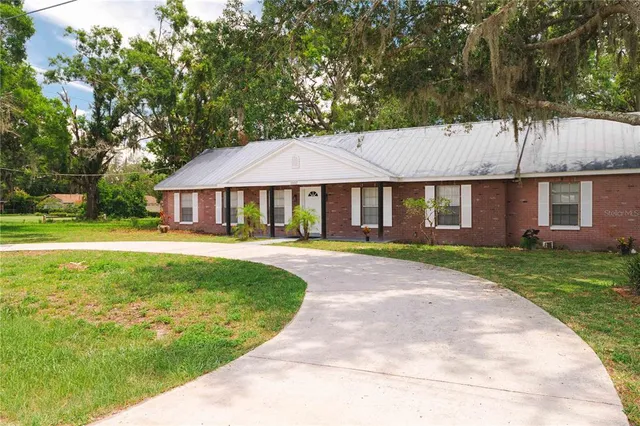 $650,000 | 1002 Friendship Lane, Lutz, FL 33548