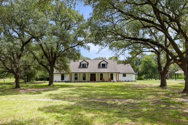 $750,000 | 10209 Oberrender Road, Needville, TX 77461