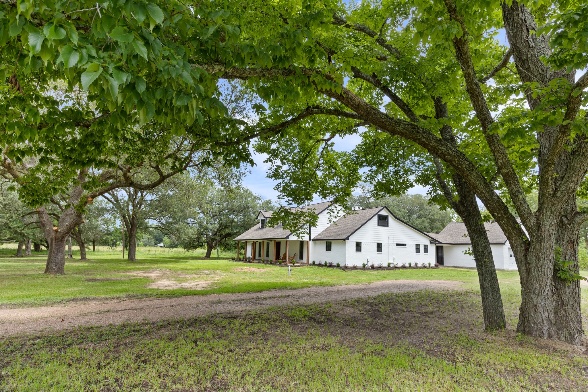 10209 Oberrender Road Needville, TX 77461 - Photo 7 of 50