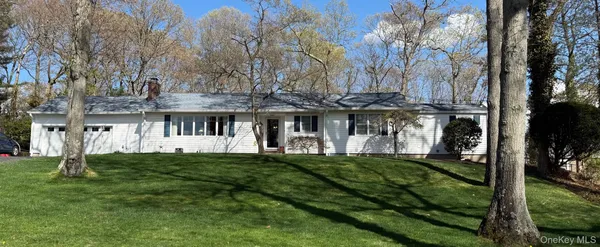 $808,000 | 8 Roundabout Road, Smithtown, NY 11787