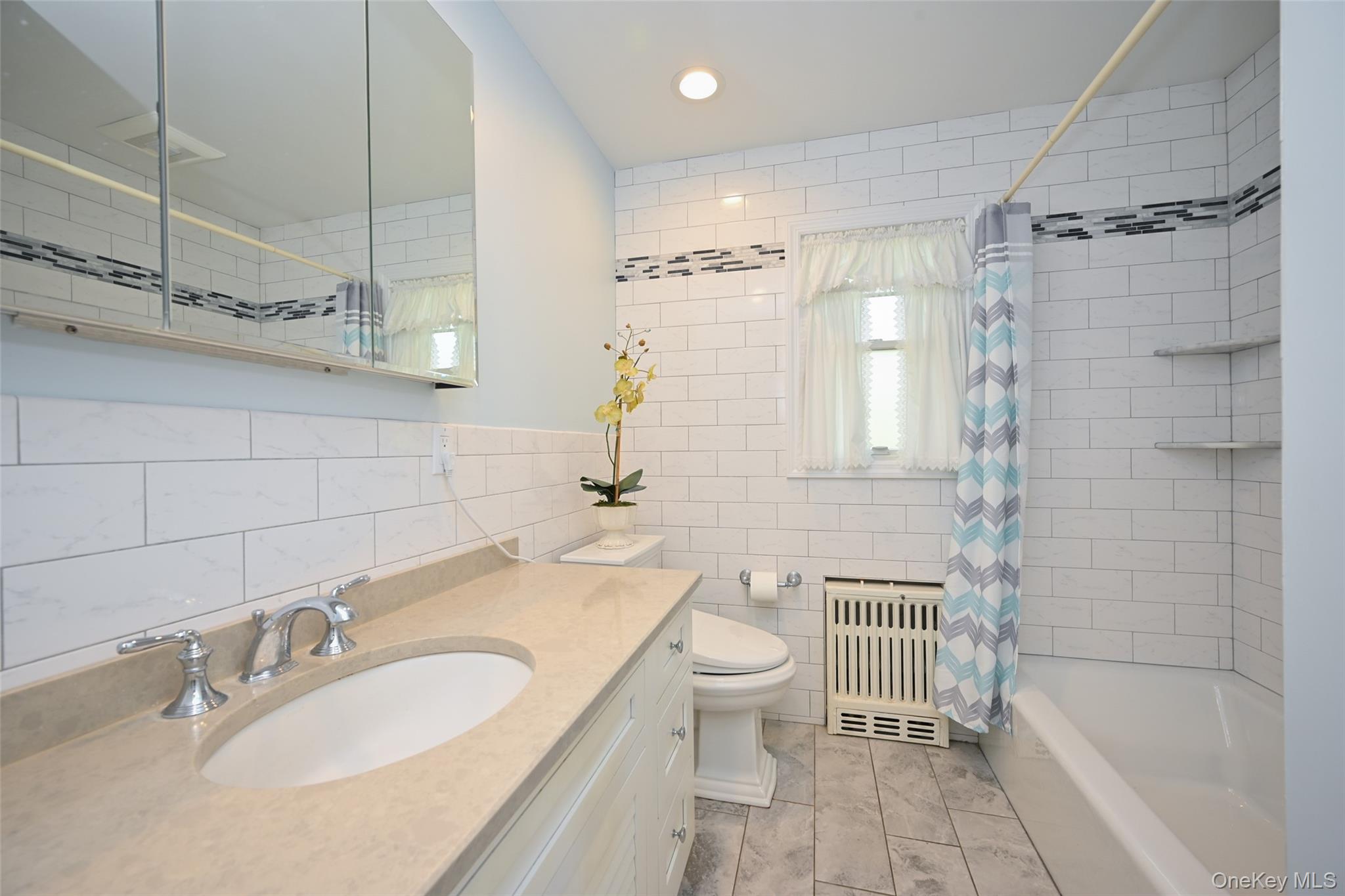 8 Roundabout Road Smithtown, NY 11787 - Photo 14 of 25