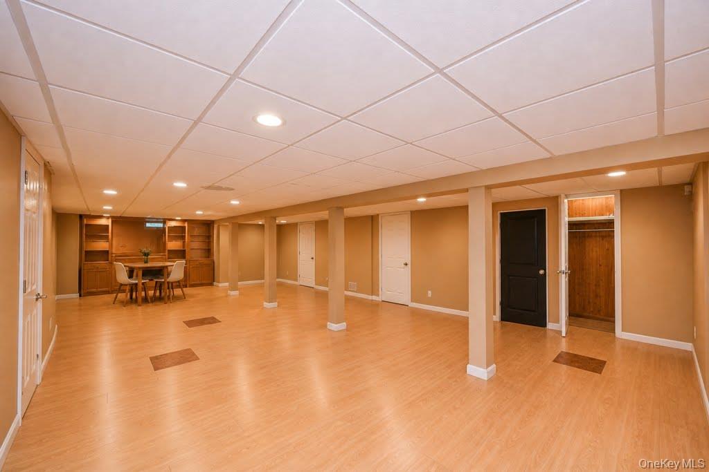 8 Roundabout Road Smithtown, NY 11787 - Photo 17 of 25