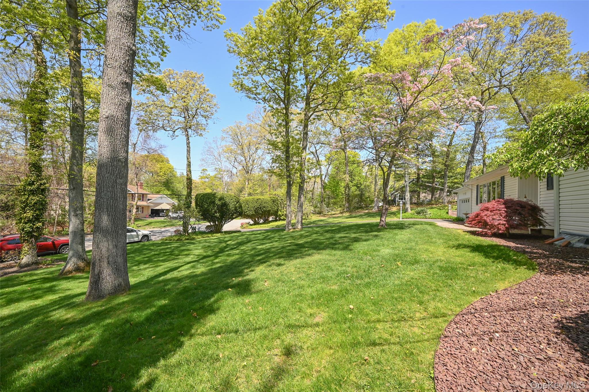 8 Roundabout Road Smithtown, NY 11787 - Photo 20 of 25