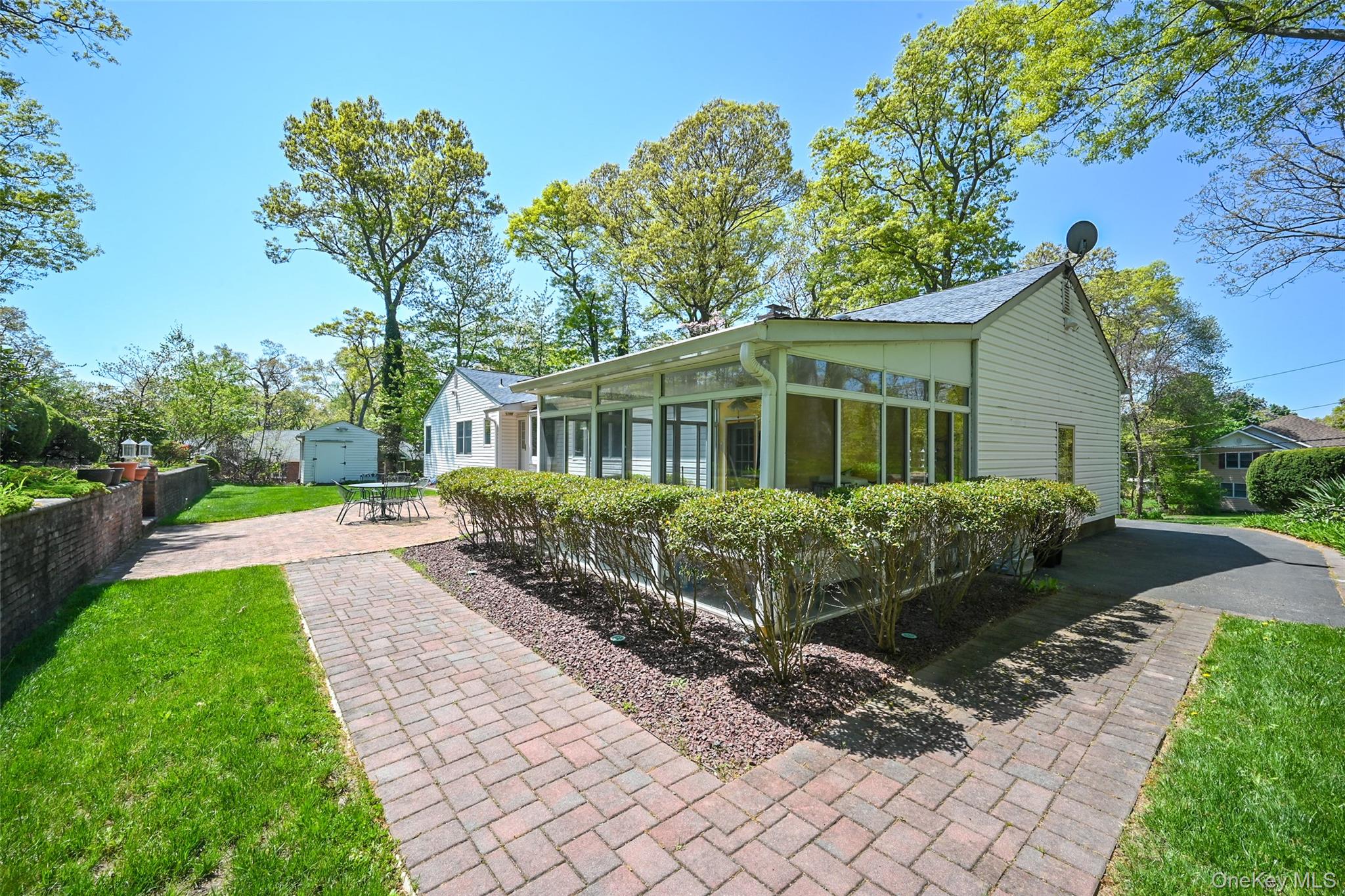 8 Roundabout Road Smithtown, NY 11787 - Photo 21 of 25