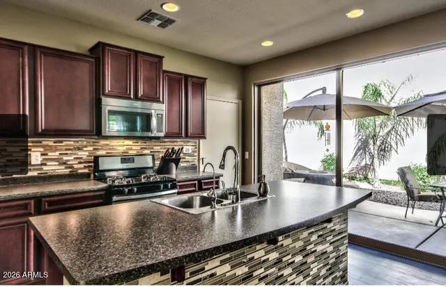 $2,600 | 4677 East Wildhorse Drive, Gilbert, AZ 85297