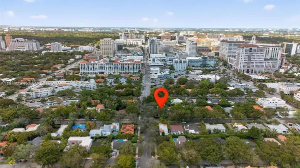 $8,999 | Central Gables, Coral Gables, FL 33134