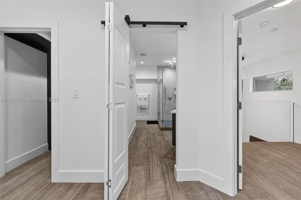 $8,999 | Central Gables, Coral Gables, FL 33134