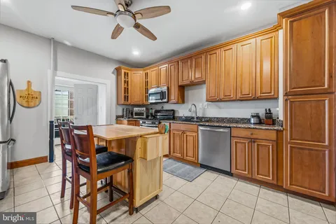 $400,000 | 633 South Conkling Street, Baltimore, MD 21224