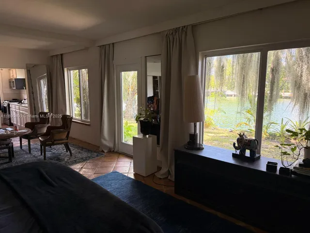 $500,000 | 1785 Calais Drive, Unit 8, Miami Beach, FL 33141