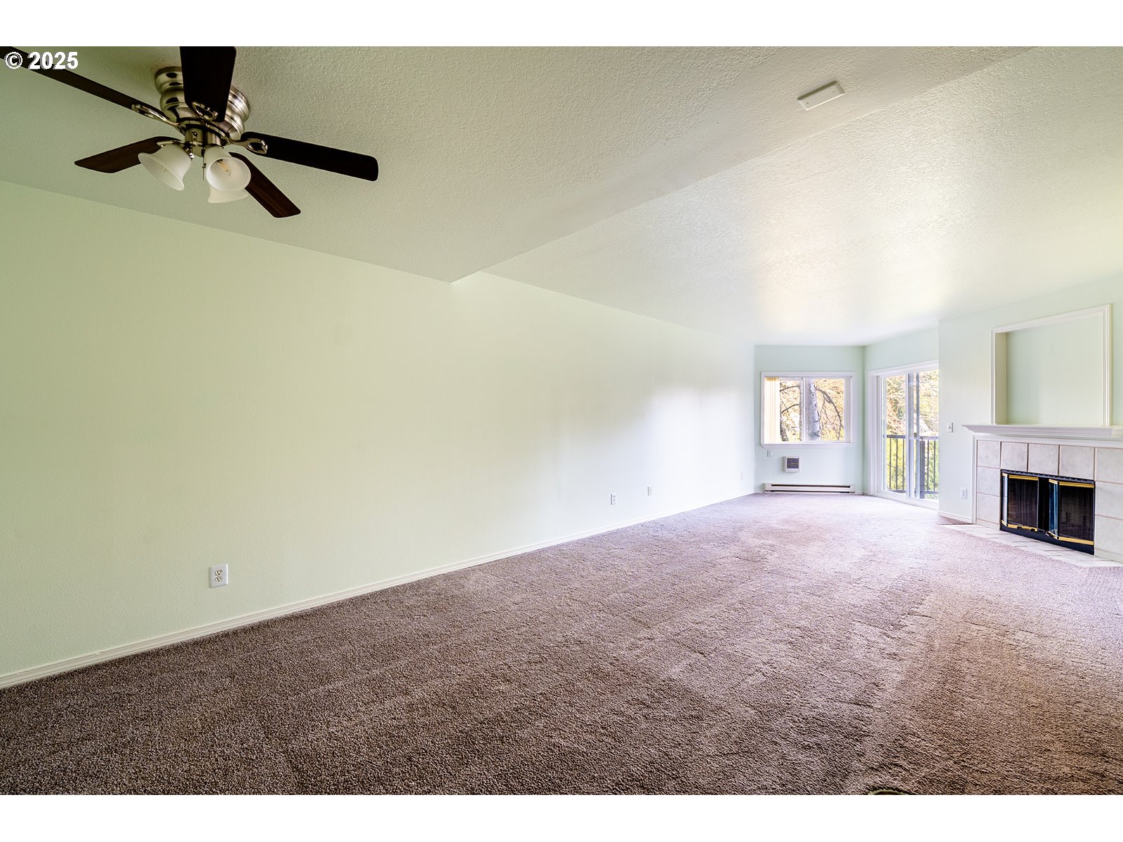 8720 Southwest Tualatin Road, Unit 206 Tualatin, OR 97062 - Photo 16 of 46