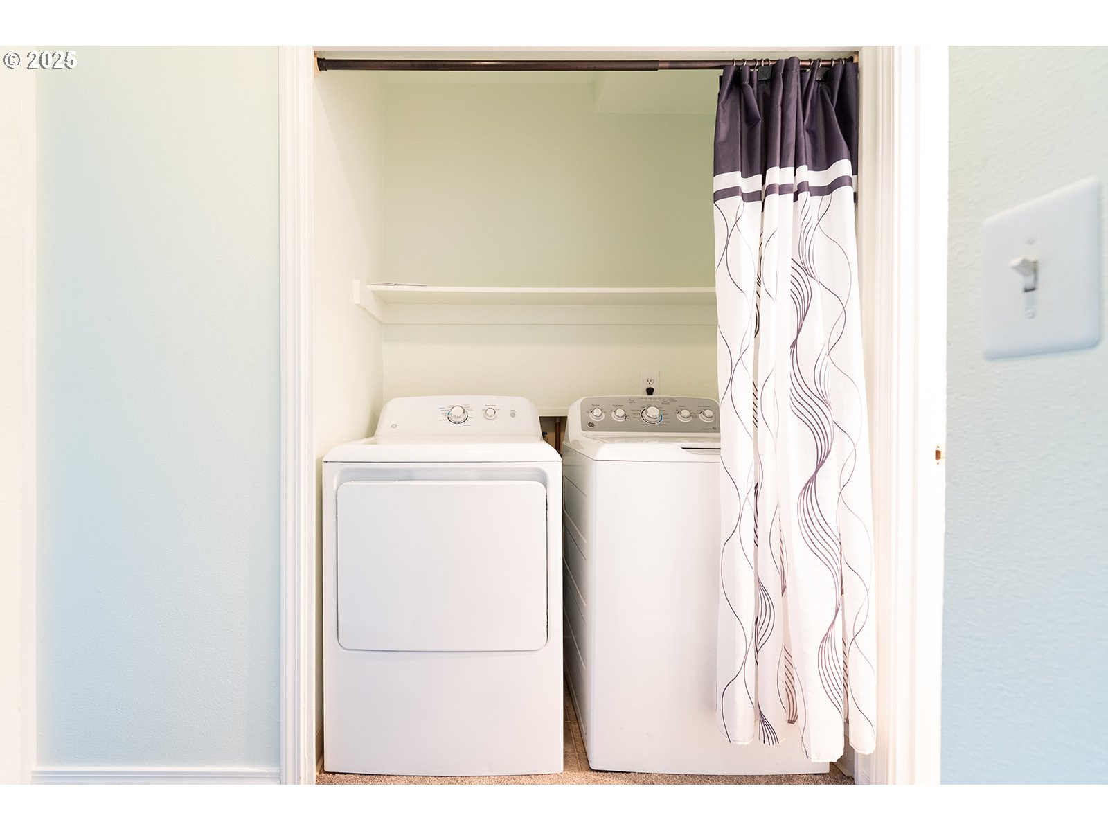 8720 Southwest Tualatin Road, Unit 206 Tualatin, OR 97062 - Photo 19 of 46