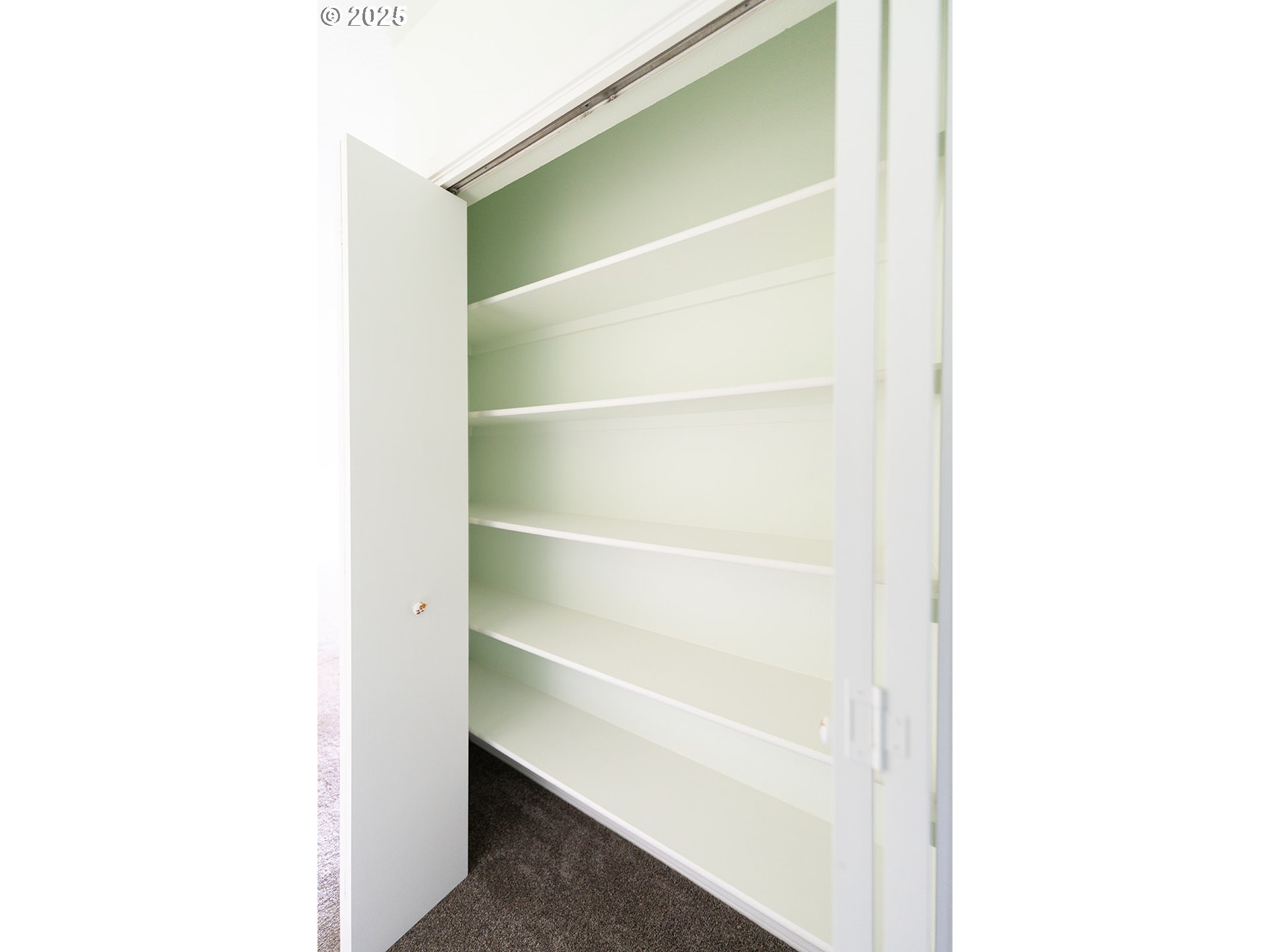 8720 Southwest Tualatin Road, Unit 206 Tualatin, OR 97062 - Photo 20 of 46