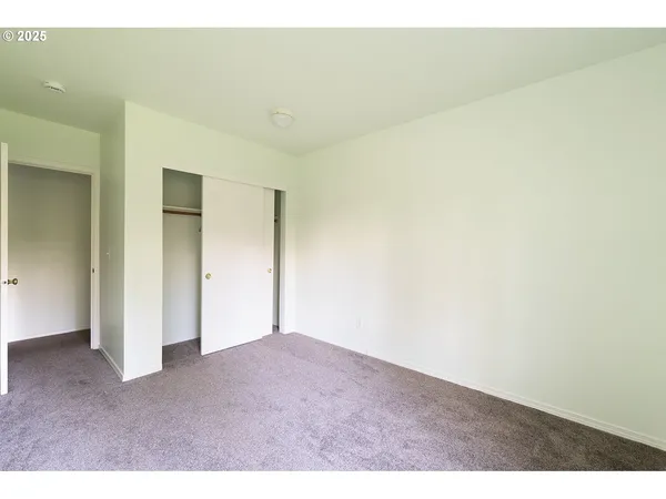 $260,000 | 8720 Southwest Tualatin Road, Unit 206, Tualatin, OR 97062