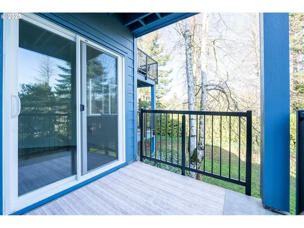 $260,000 | 8720 Southwest Tualatin Road, Unit 206, Tualatin, OR 97062