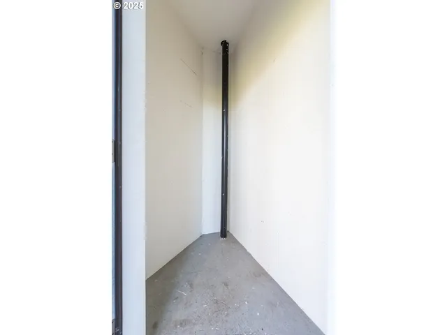 $269,900 | 8720 Southwest Tualatin Road, Unit 206, Tualatin, OR 97062