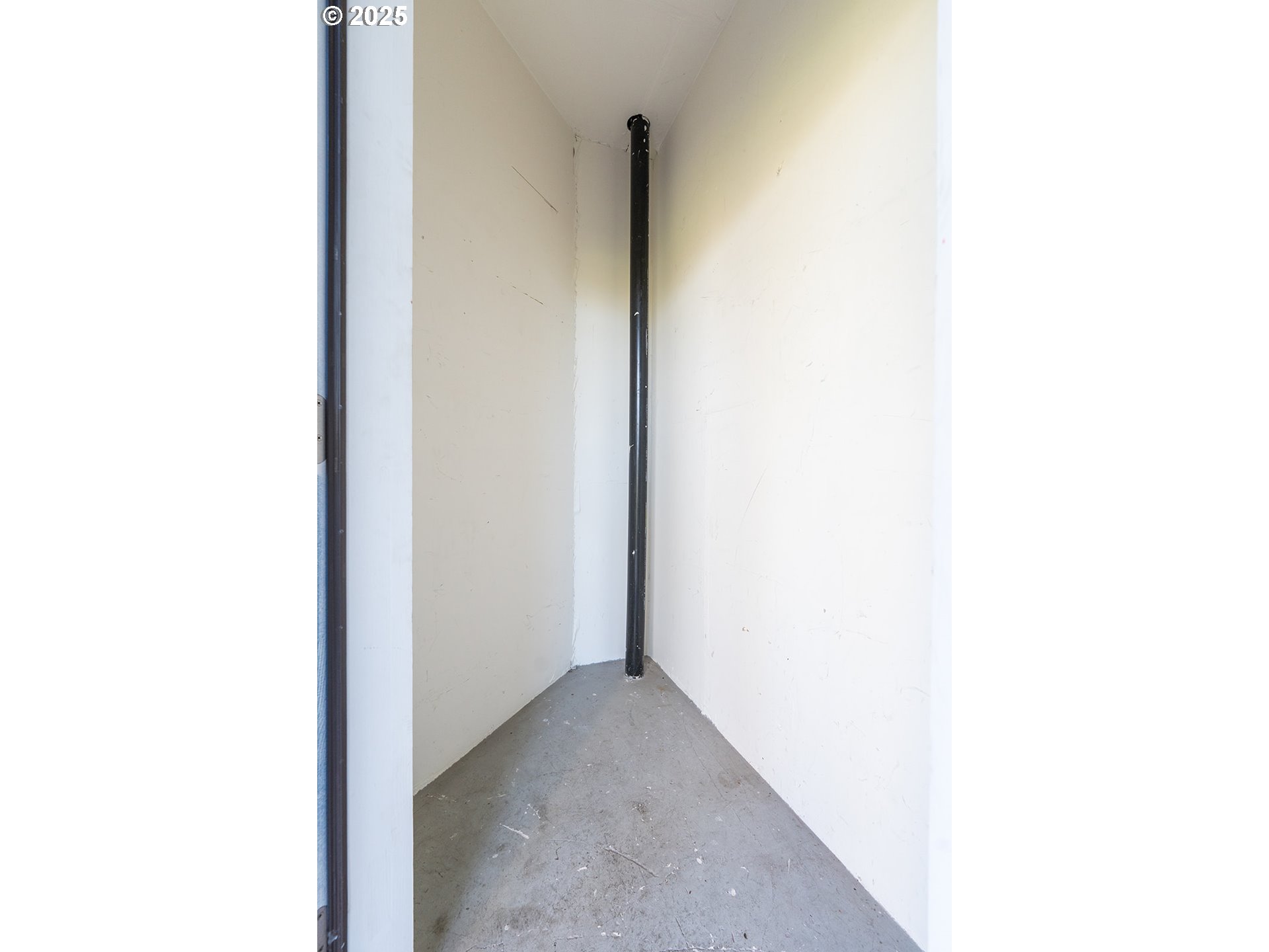 8720 Southwest Tualatin Road, Unit 206 Tualatin, OR 97062 - Photo 44 of 46