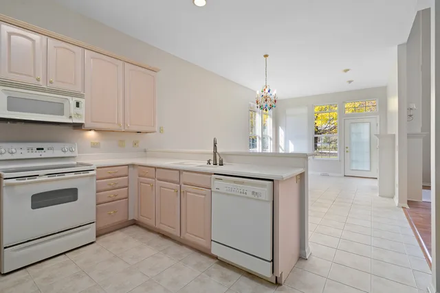 $434,000 | 3011 Haven Lane, Joliet, IL 60435