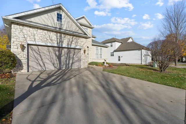 $434,000 | 3011 Haven Lane, Joliet, IL 60435