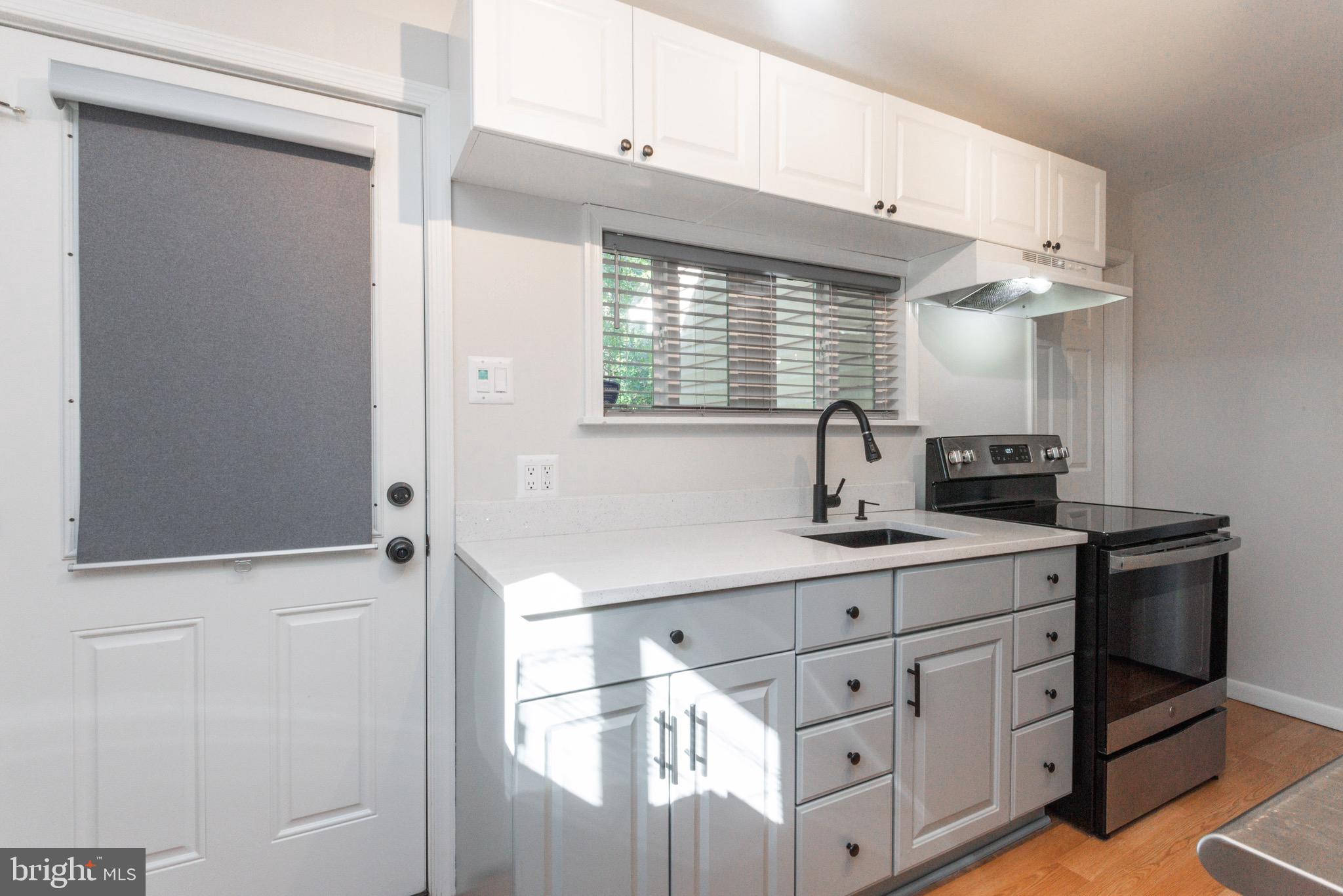 2870 Hambleton Road Riva, MD 21140 - Photo 9 of 28 entry access from rear of home