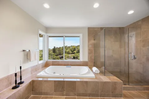 $4,588,000 | 135 Newton Drive, Burlingame, CA 94010