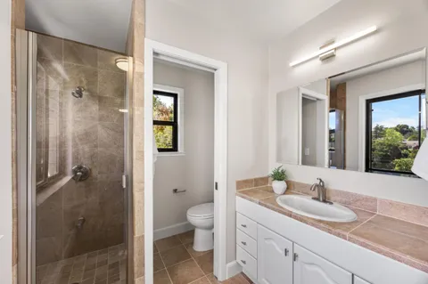 $4,588,000 | 135 Newton Drive, Burlingame, CA 94010