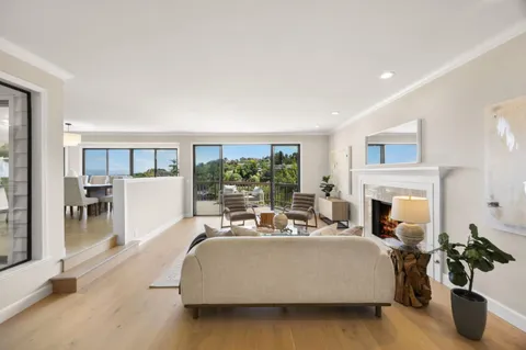 $4,588,000 | 135 Newton Drive, Burlingame, CA 94010