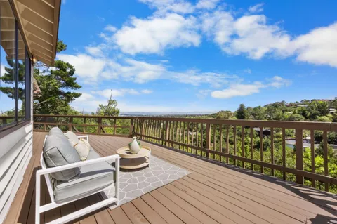 $4,588,000 | 135 Newton Drive, Burlingame, CA 94010