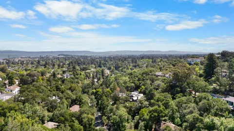 $4,588,000 | 135 Newton Drive, Burlingame, CA 94010