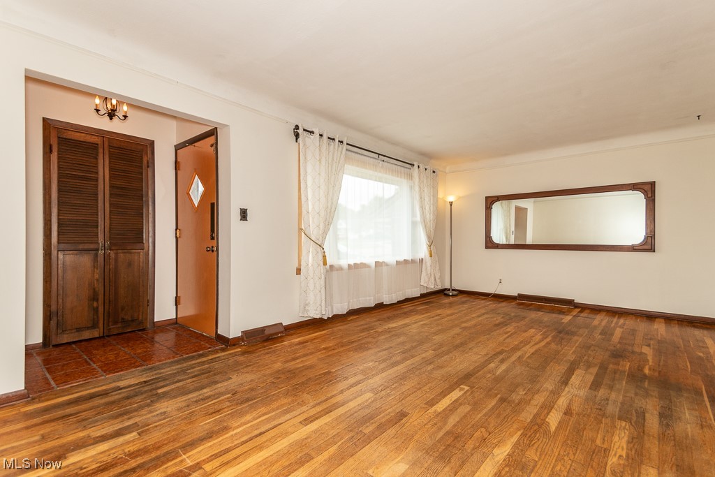 1926 Rush Road Wickliffe, OH 44092 - Photo 6 of 45