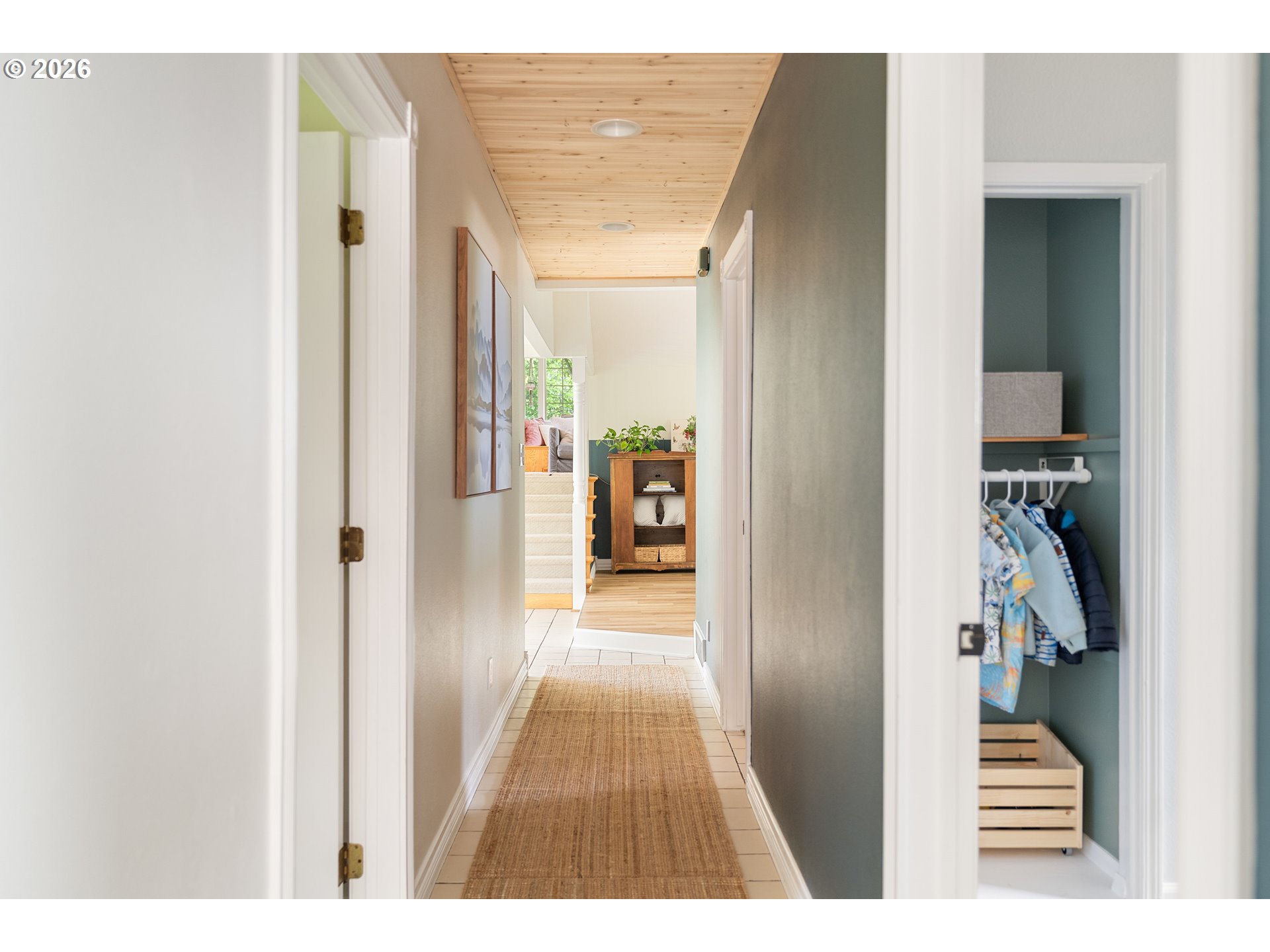 5010 Southwest Maplewood Road Portland, OR 97219 - Photo 18 of 36 Gallery Image 18