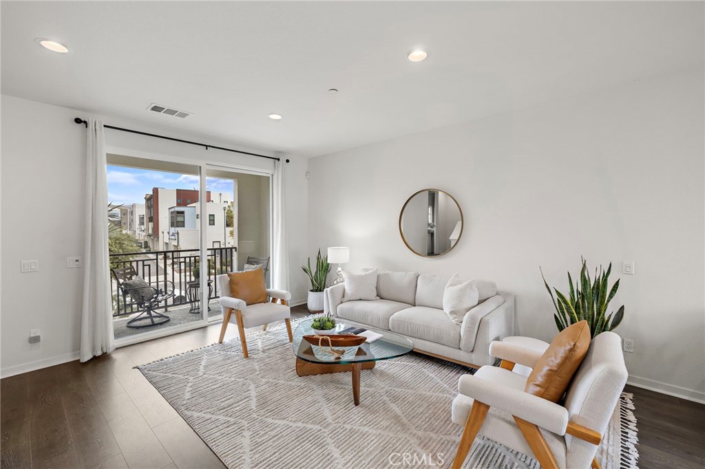 116 Epic Irvine, CA 92618 - Photo 6 of 25