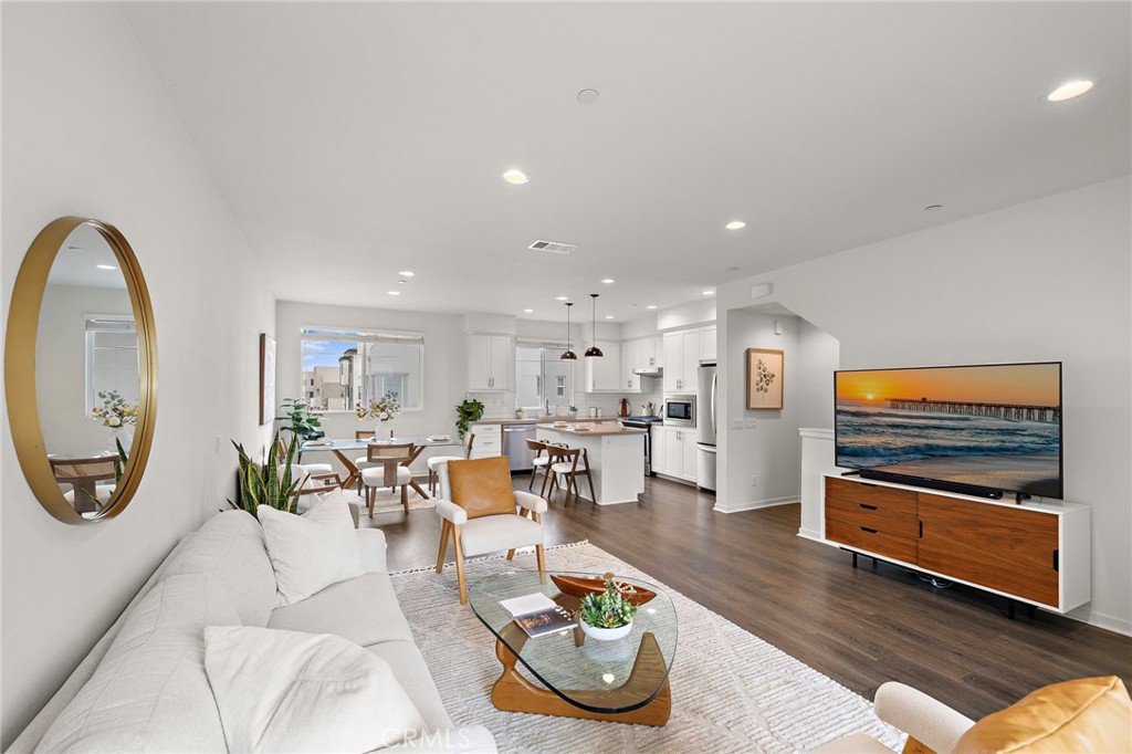 116 Epic Irvine, CA 92618 - Photo 7 of 25